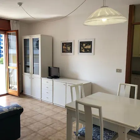 Apartament 4